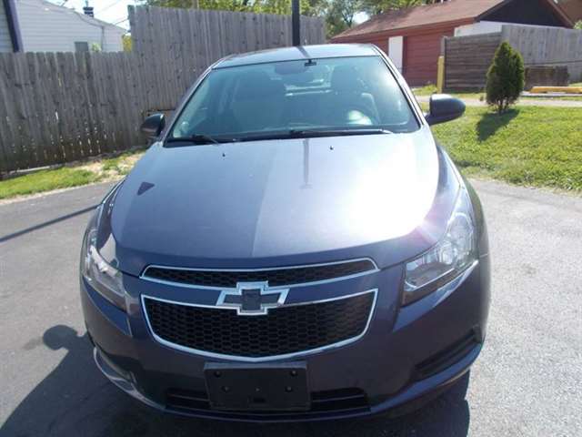 2013 Chevrolet Cruze LS Auto 4dr Sedan W/1sb